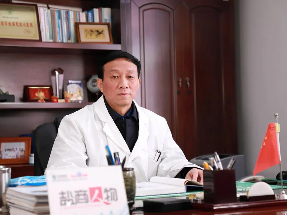 鹽商人物第18期丨專訪建陽(yáng)眼科醫(yī)院院長(zhǎng)葛正光：精醫(yī)重德，科技強(qiáng)院